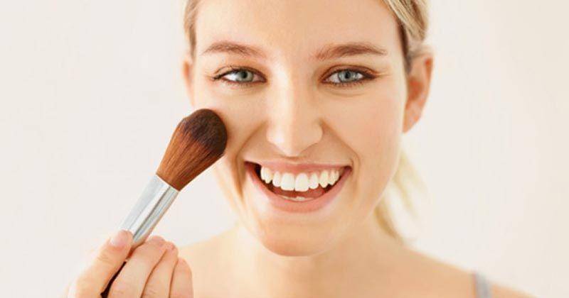 pakai bedak untuk mama - www.sheknows.com