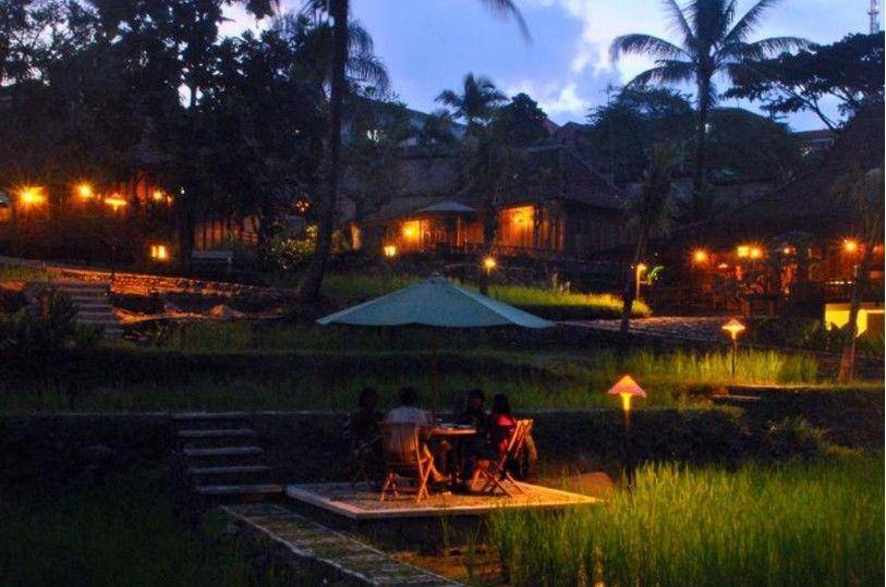 Sensasi menginap di hotal modern dengan suguhan pemandangan alam khas pedesaan. - agoda.com