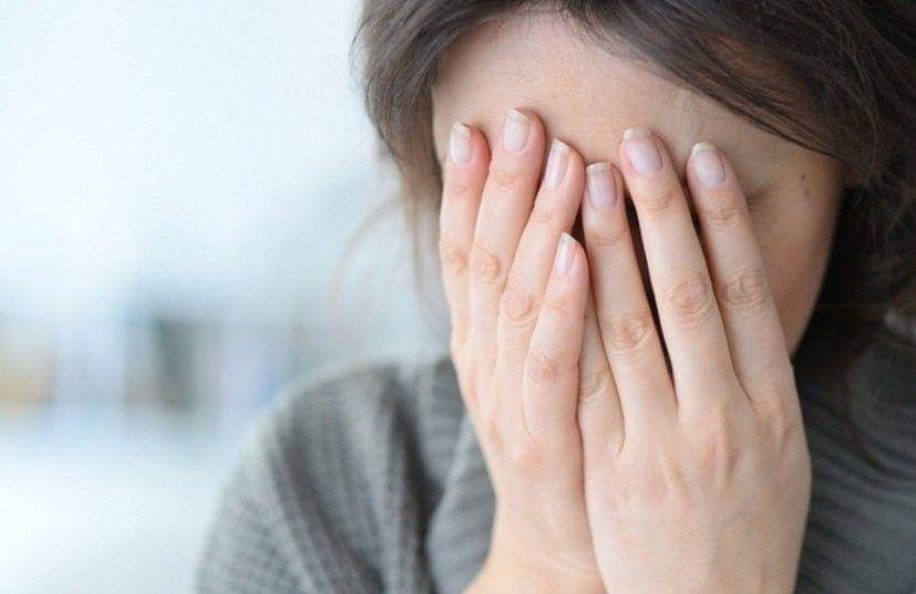 Hentikan aktivitas olahraga mama saat kepala terasa pusing dan pandangan berkunang-kunang. - yogajournal.jp