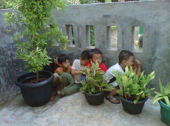 Ssst, jangan ketahuan ya! - cdn.idntimes.com