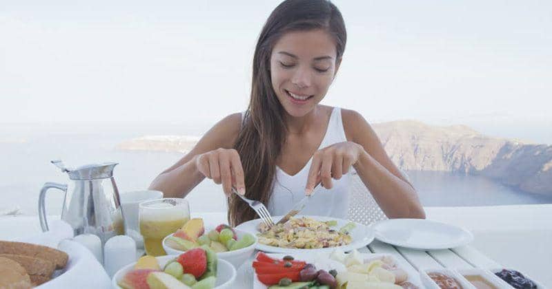 Takut Dietmu Berantakan Saat Liburan? Lakukan 9 Langkah Ini