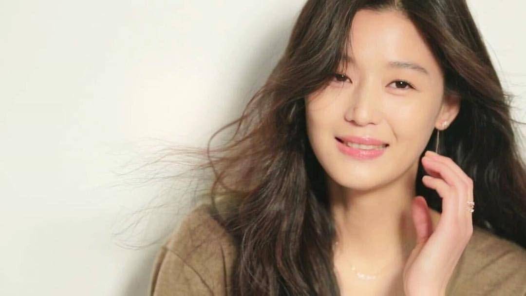 Instagram.com/junjihyun_gallery