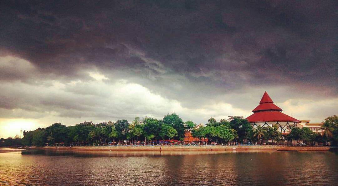 Lokasi: Jl. Srengseng Sawah, Jagakarsa - Instagram.com/unchex