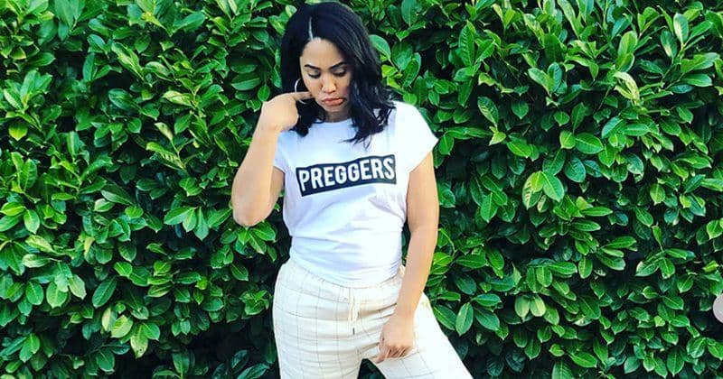 Instagram.com/ayeshacurry