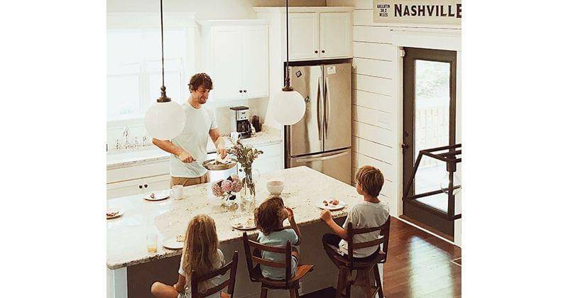 Instagram.com/airbnb