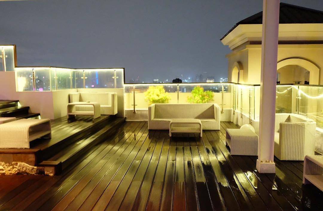 Lokasi: Hotel Aston Marina Ancol, Jl. Lodan Raya No.2A, Jakarta - Instagram.com/julichandra