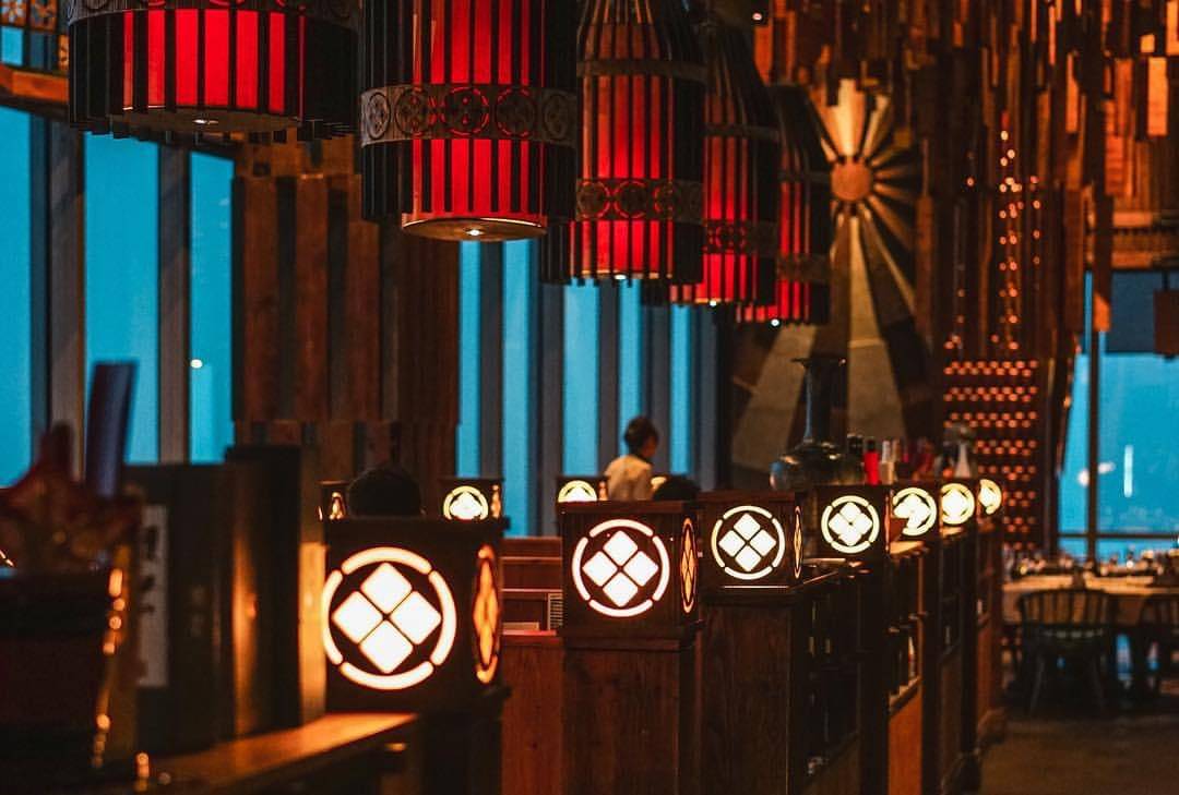 Lokasi: The Plaza, Lantai 46, Altitude, Jl. MH Thamrin, Thamrin, Jakarta - Instagram.com/enmarujakarta