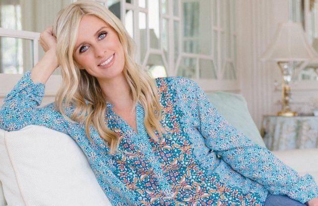 Nicky Hilton punya cara andalan untuk Mama bisa mengenalkan adik bayi pada Si Kecil. - Twitter.com/nickyhilton