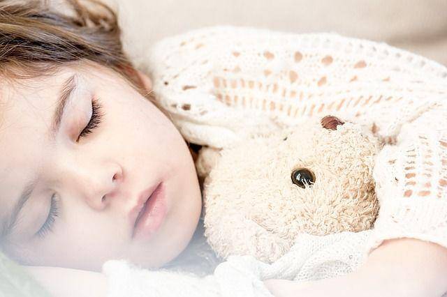Kenali ciri tidur berkualitas bagi anak