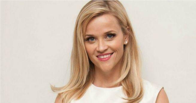 Reese Witherspoon memiliki kejutan menarik melalui koleksi produk fashion terbarunya. - workingmother.com