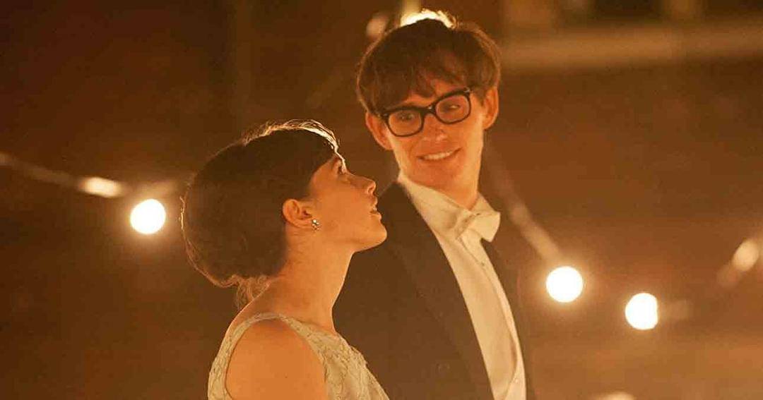 Eddie Redmayne dan Felicity Jones sebagai pemeran Stephen Hawking dan Jane Wilde. - imdb.com