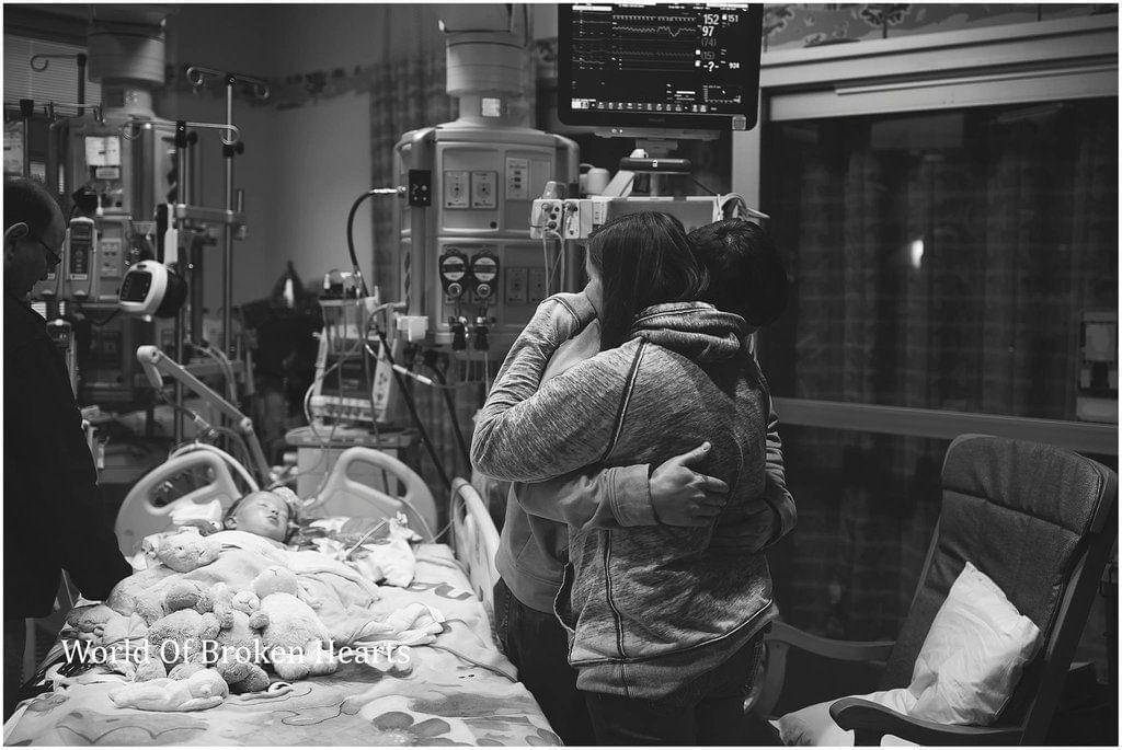 World of Broken Hearts/Suha Dabit