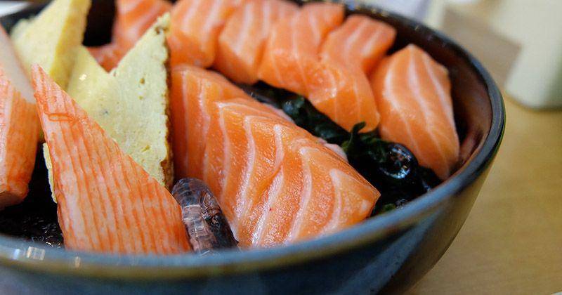 Salah satu sumber Selenium adalah ikan salmon - Pixabay/sasithornthpy