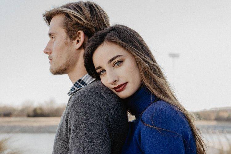 Unsplash/Parker Whitson