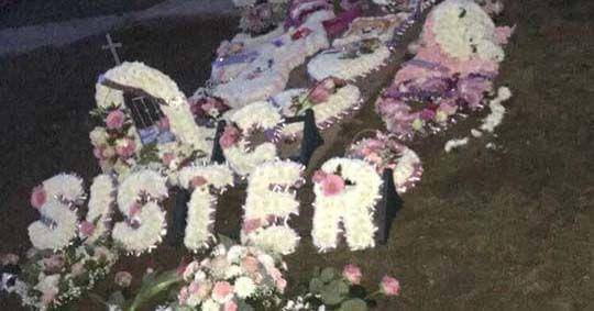 Facebook.com/Dexy Leigh