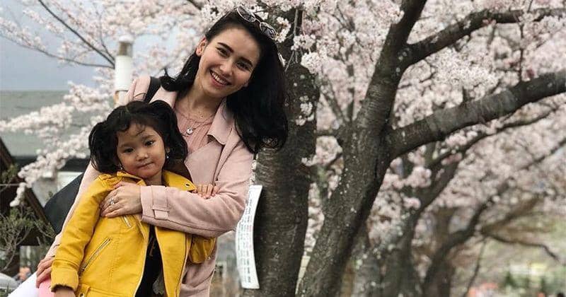 Instagram.com/ayutingting92