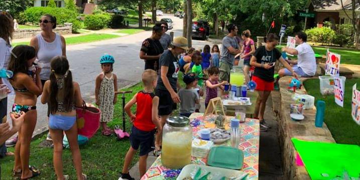 Facebook.com/Virtual Lemonade Stand for RAICES