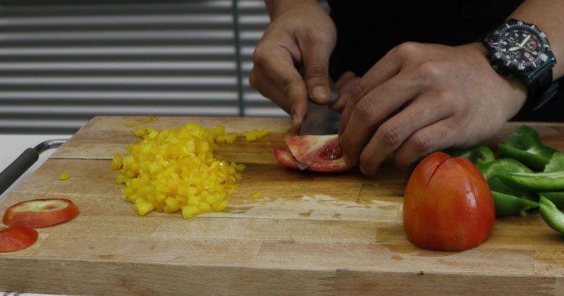 Popmama.com/Onic Metheany