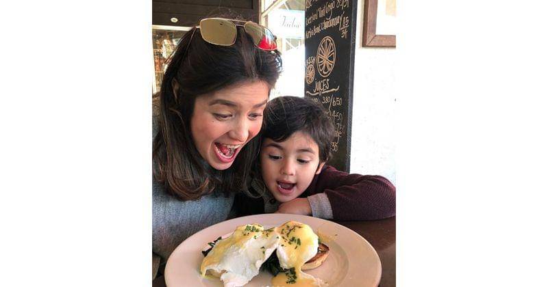 Instagram.com/carissa_puteri