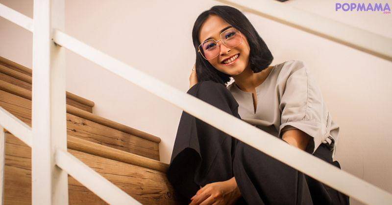 Fashion & Beauty Editor: Onic Metheany, Asst. Stylist: Sarrah Ulfah, Makeup & Hair: Nikki Windya, Kacamata: Karamata, Wardrobe: 8Wood, Accessories: Dasamaya, Eyeglasses: Karamata - Popmama.com/Jaya