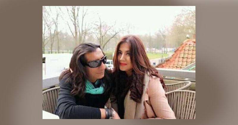 Twitter.com/Cornel_OnStage