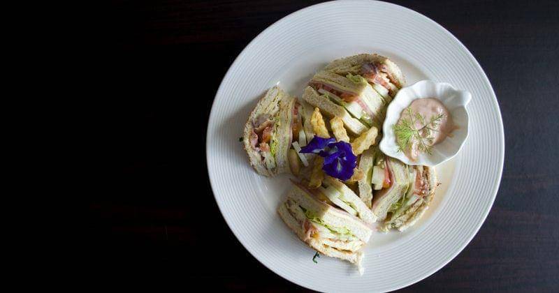 Pexels/Archie Binamira