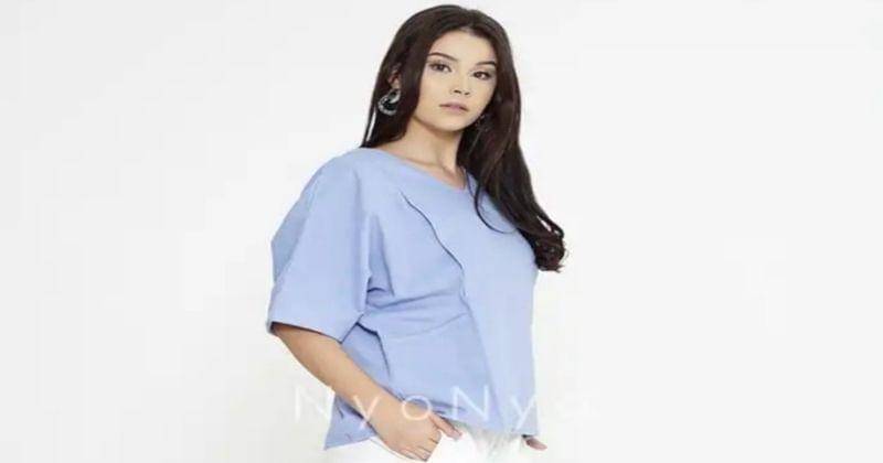 nyonyanursingwear.com