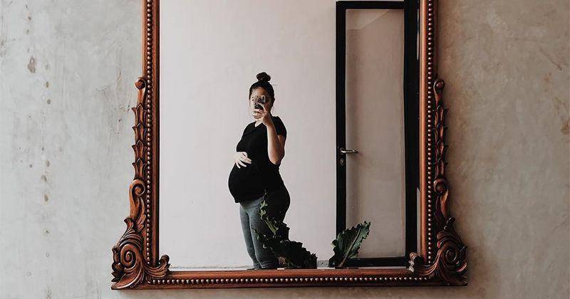 Ghyan, Istri Keenan Pearce Ini Masih Produktif Menjelang Persalinan