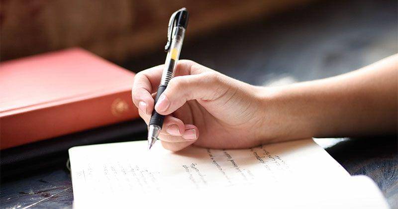 Unsplash/Hannah Olinger