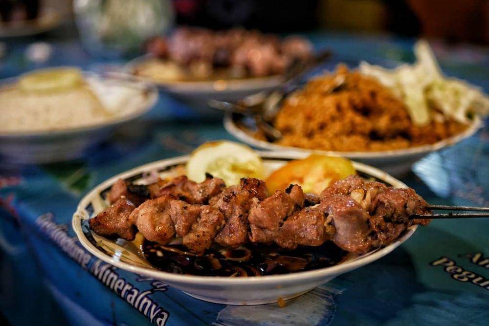 7 Tempat Wisata Kuliner Malam Jogja Terdekat, Sajian Rasa Legendaris