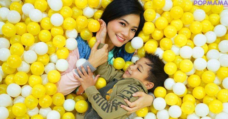 Popmama.com/Michael Andrew