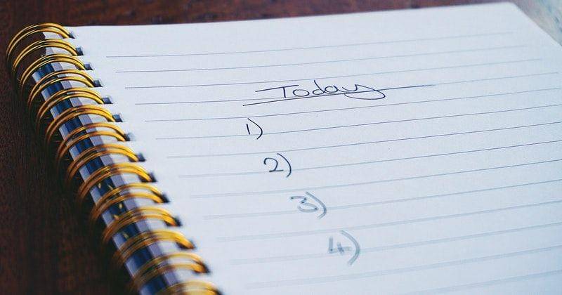 Pexels/Suzy Hazelwood