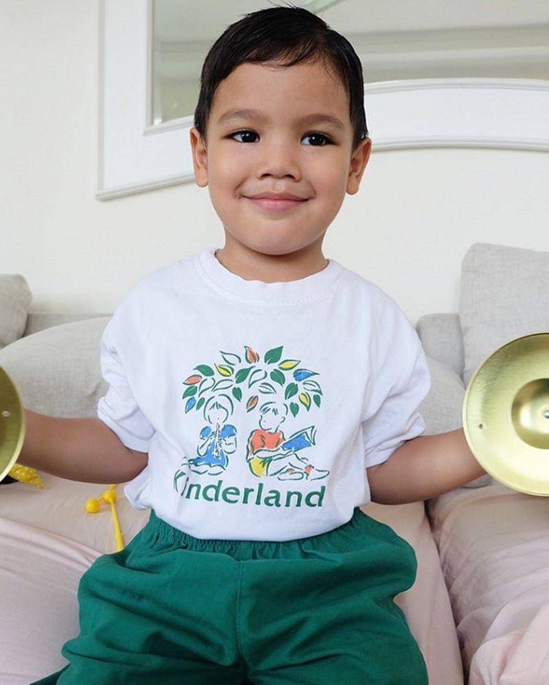 Instagram.com/titi_kamal