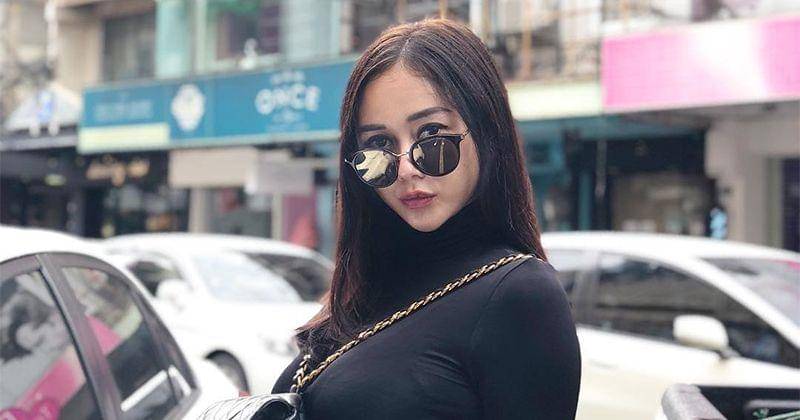 Instagram.com/aurakasih 