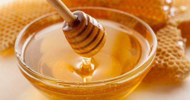 10 Manfaat Menakjubkan dari Minum Madu Sebelum Tidur