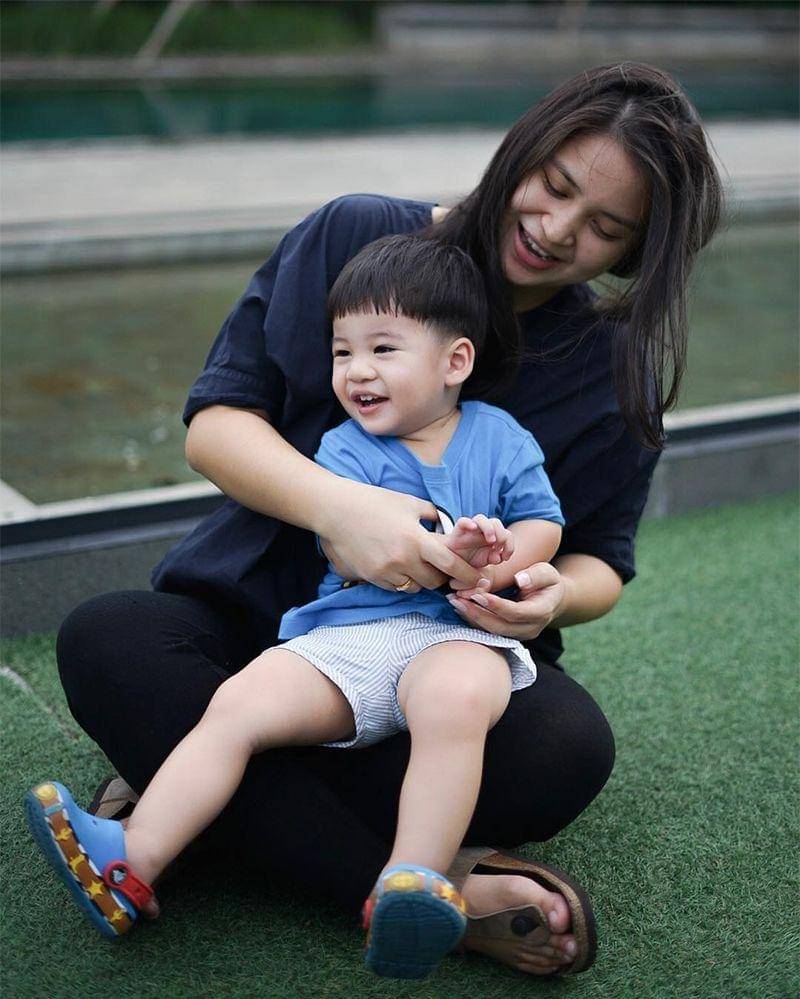 Instagram.com/putrititian