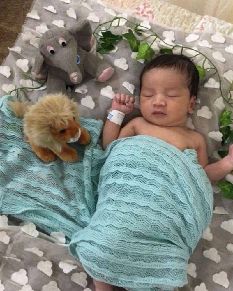 Instagram.com/marshanatika  