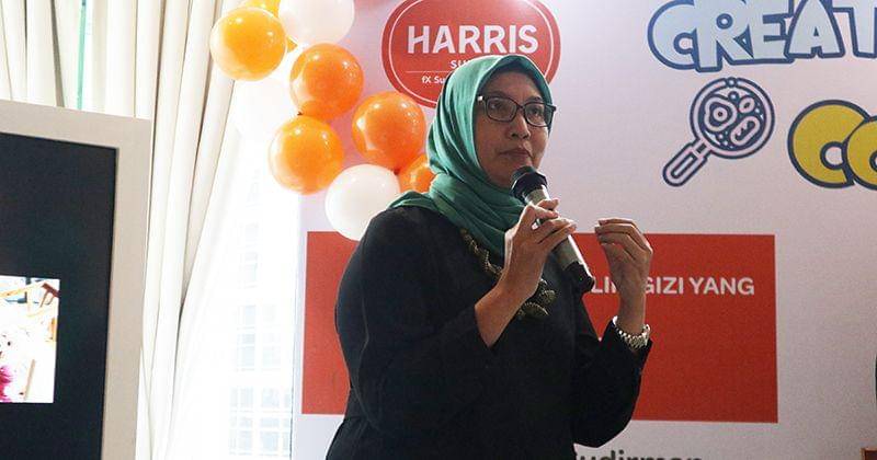 Dr. Nuvi Nusarintowati, SpA(K) - RS. Evasari Awal Bros  - Popmama.com/Novy Agrina