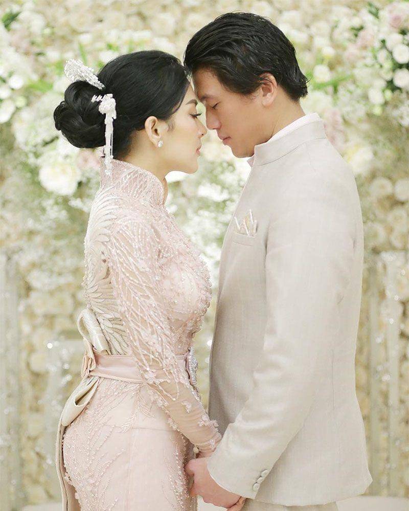 Instagram.com/princessyahrini 