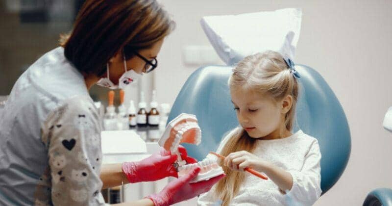 Inilah 5 Dampak Buruk Gigi Berlubang pada Anak-anak