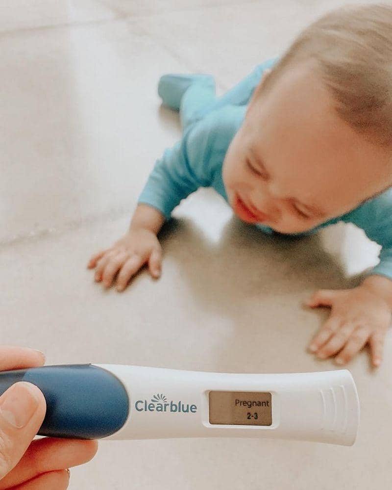 Instagram.com/rachelvennya