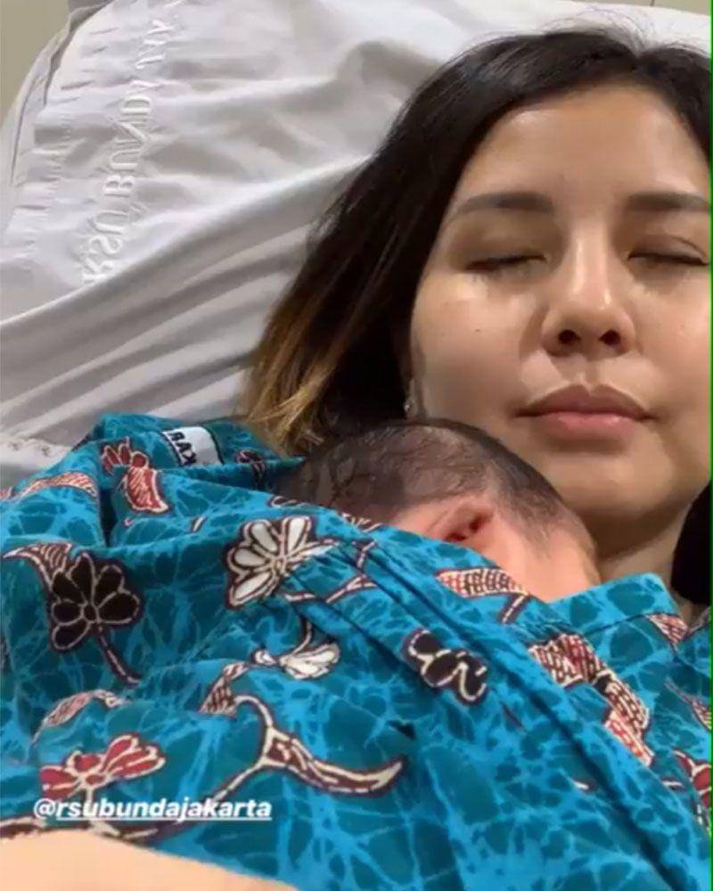 Instagram.com/tya_ariestya