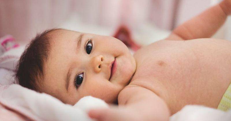 Langkah memijat bayi - spafinder.com