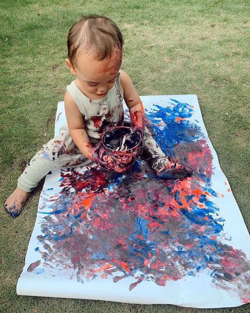 Instagram.com/rachelvennya