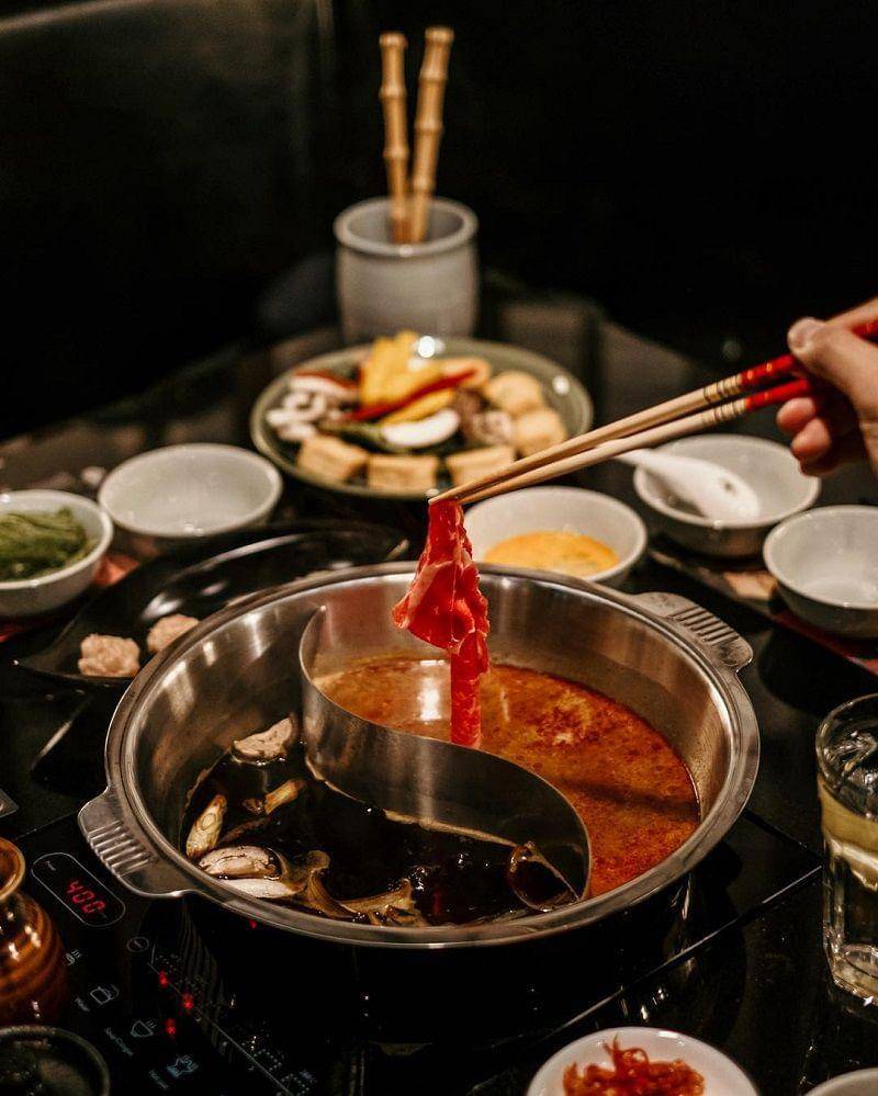 Instagram.com/momoparadiseid