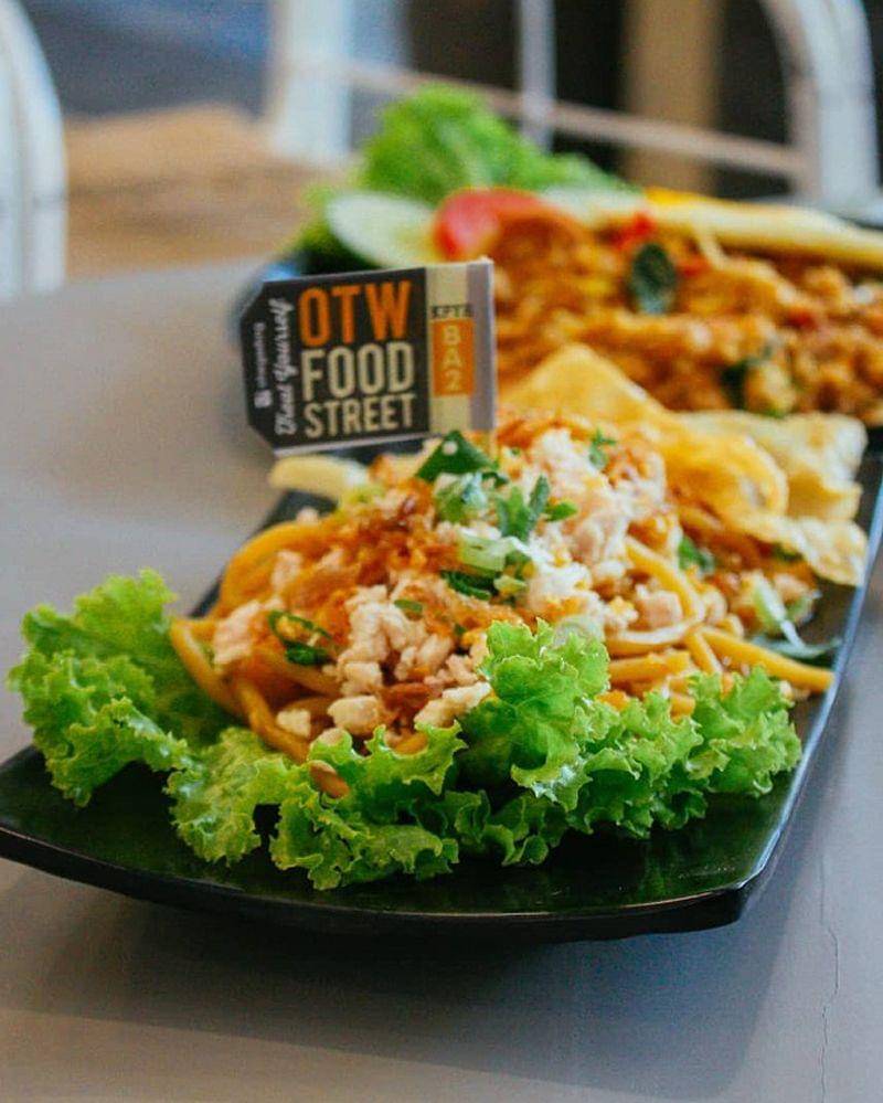 Instagram.com/otwfoodstreet