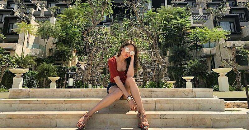 Instagram.com/claurakiehl