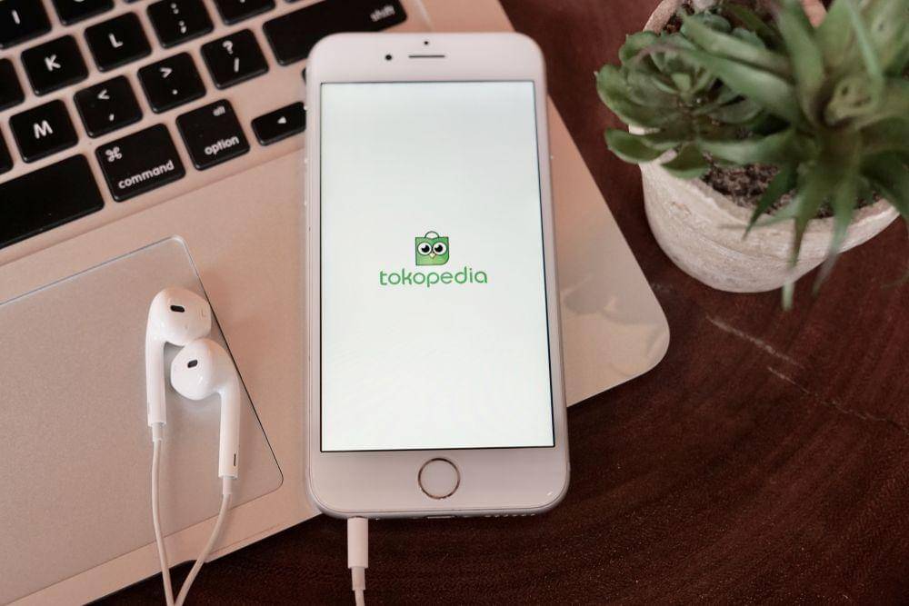 shutterstock.com/dedy pramu