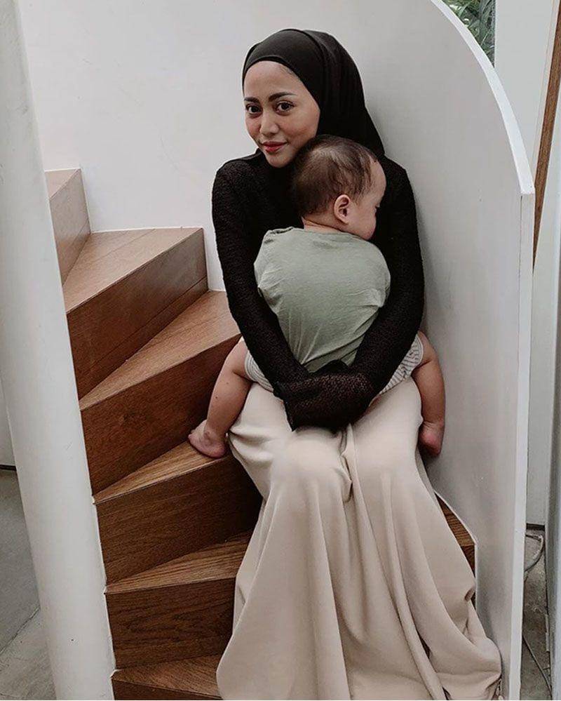 Instagram.com/rachelvennya