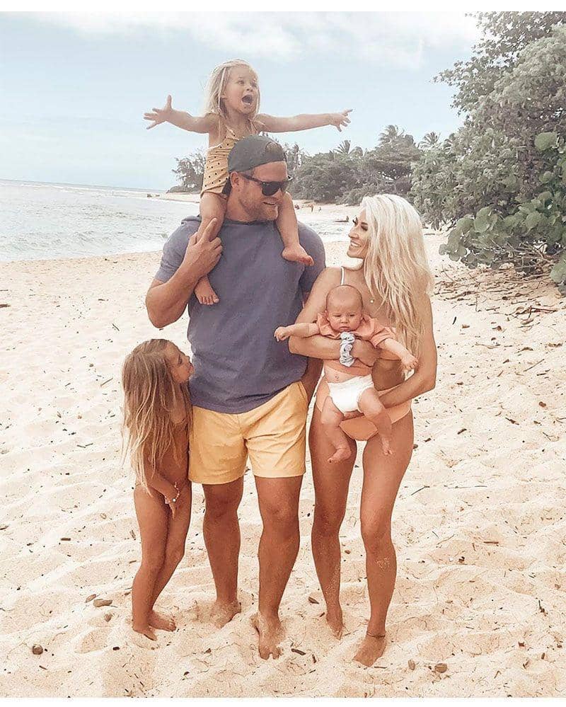 Instagram.com/alexajeanbrown 